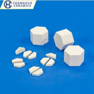 /hexagonal-alumina-block-product/